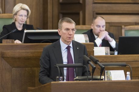 Deputāti rosina Saeimas Ārlietu komisiju veikt CETA ietekmes izpēti